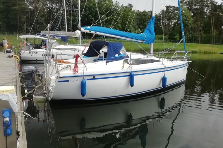 Czarter jachtu żaglowego Aquatic 25T