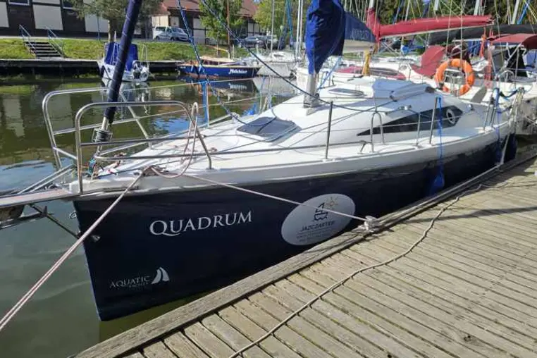 Mazury czarter - Aquatic 25T