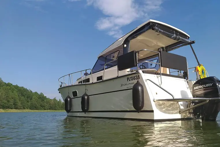 Czarter houseboatu Nautika 830