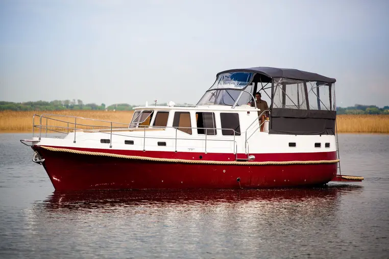 Czarter jachtu motorowego Nautiner 40