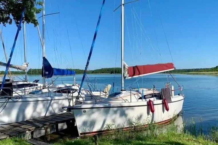 Czarter jachtu żaglowego Sasanka 660