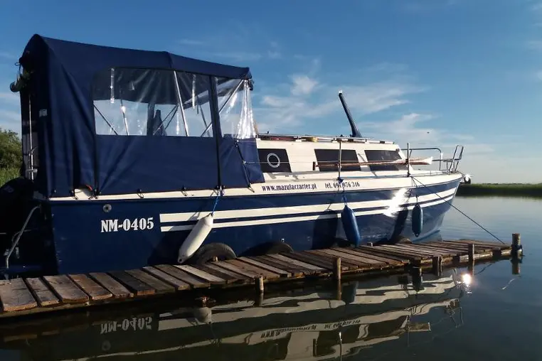 Mazury czarter - Weekend 820