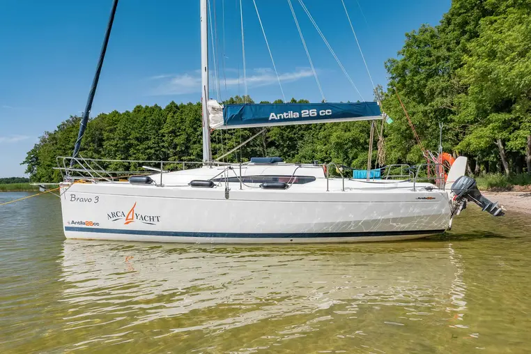 Mazury czarter - Antila 26 CC
