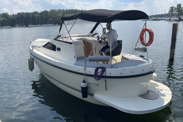 Mazury czarter - Delphia Nano