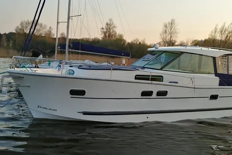 Czarter jachtu motorowego Nautika 1000