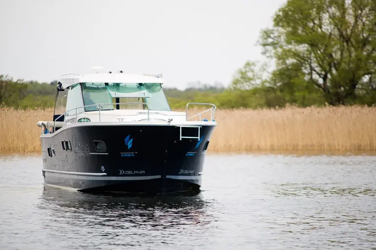 Mazury czarter - Nautika 1000