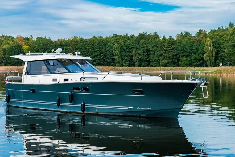 Czarter jachtu motorowego Nautika 1300