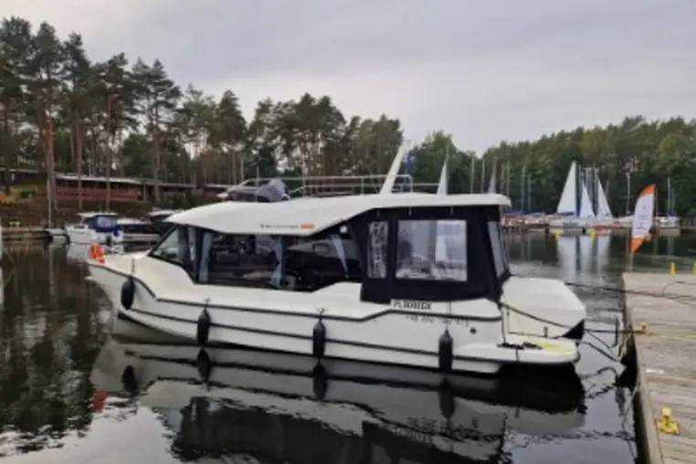 Czarter jachtu motorowego SunCamper 35