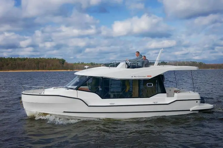 Czarter jachtu motorowego SunCamper 35