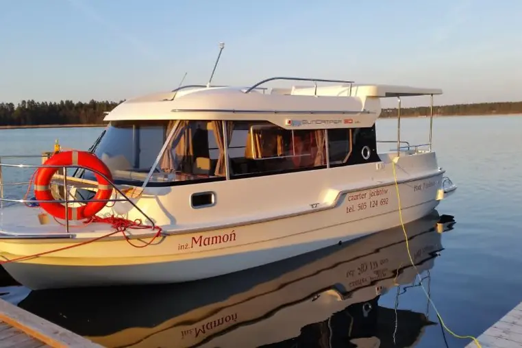 Czarter jachtu motorowego SunCamper 30