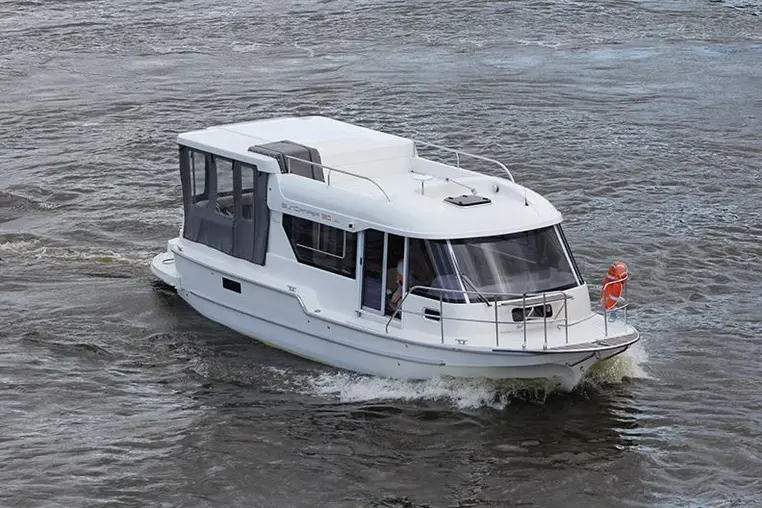Czarter houseboatu SunCamper 30
