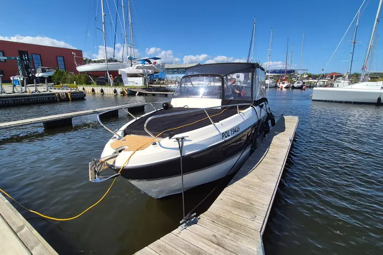 Czarter jachtu motorowego Quicksilver Activ 805 Sundeck